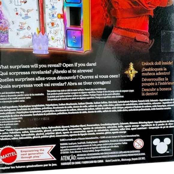 Disney Descendants: The Rise of Red Doll & Playset - The Sorcerer’s Cookbook Set - Picture 13 of 15
